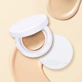 MISSHA Magic Cushion Moist Up 15g SPF50+ PA+++ Wrinkle Improvement, Brightening & UV Protection Cushion Foundation _ Made in Korea
